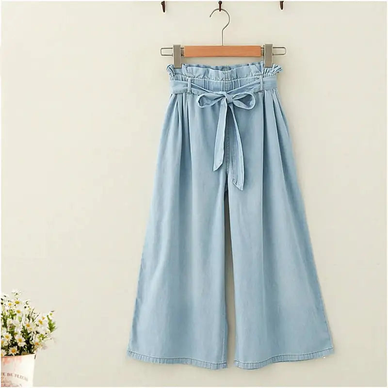 Sweet Wood Ear Cropped Jeans for Women